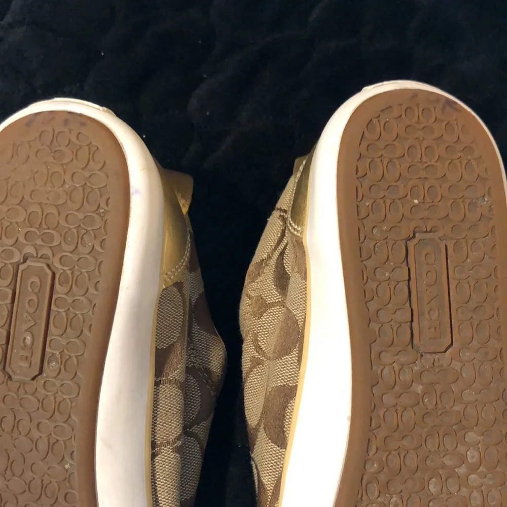Coach Britt classic brown and tan with gold detail Velcro sneakers size 8 1/2 - Picture 8 of 14